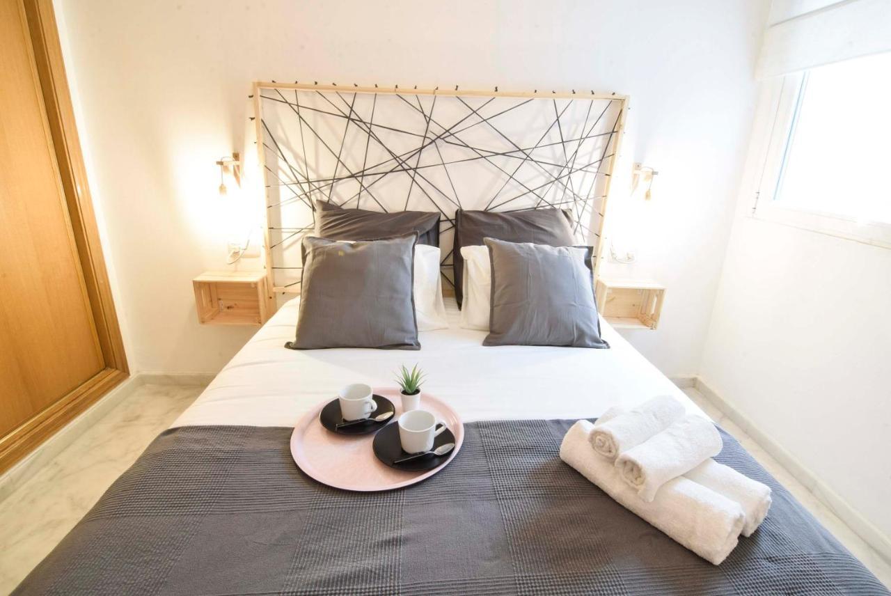 P&P Apartaments Carrera de Capuchinos Málaga Exterior foto